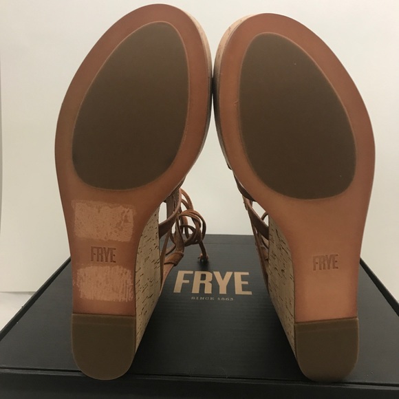 🌺Frye Heather Gladiator Platform - 7 - Picture 4 of 5